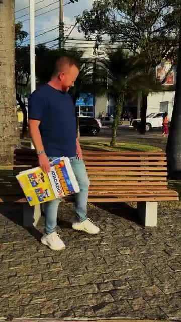 Folheto Gigante